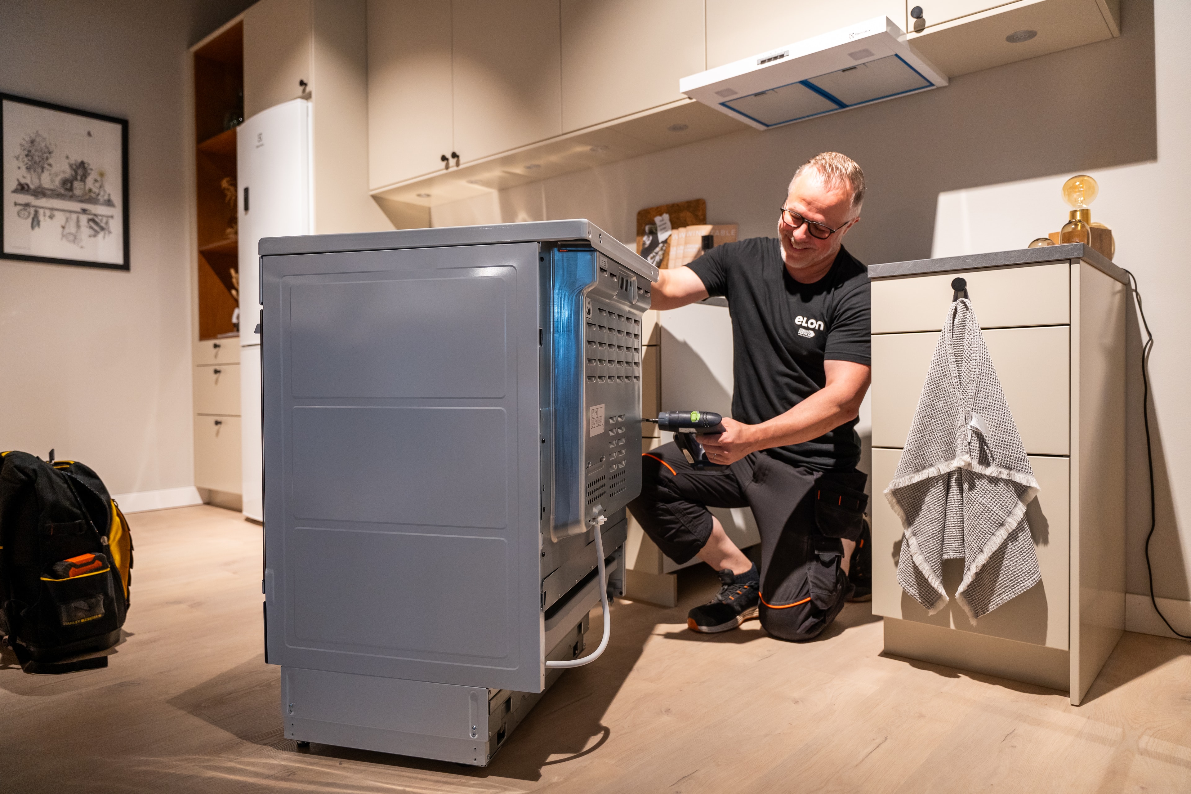 Service, reperatioin och installation